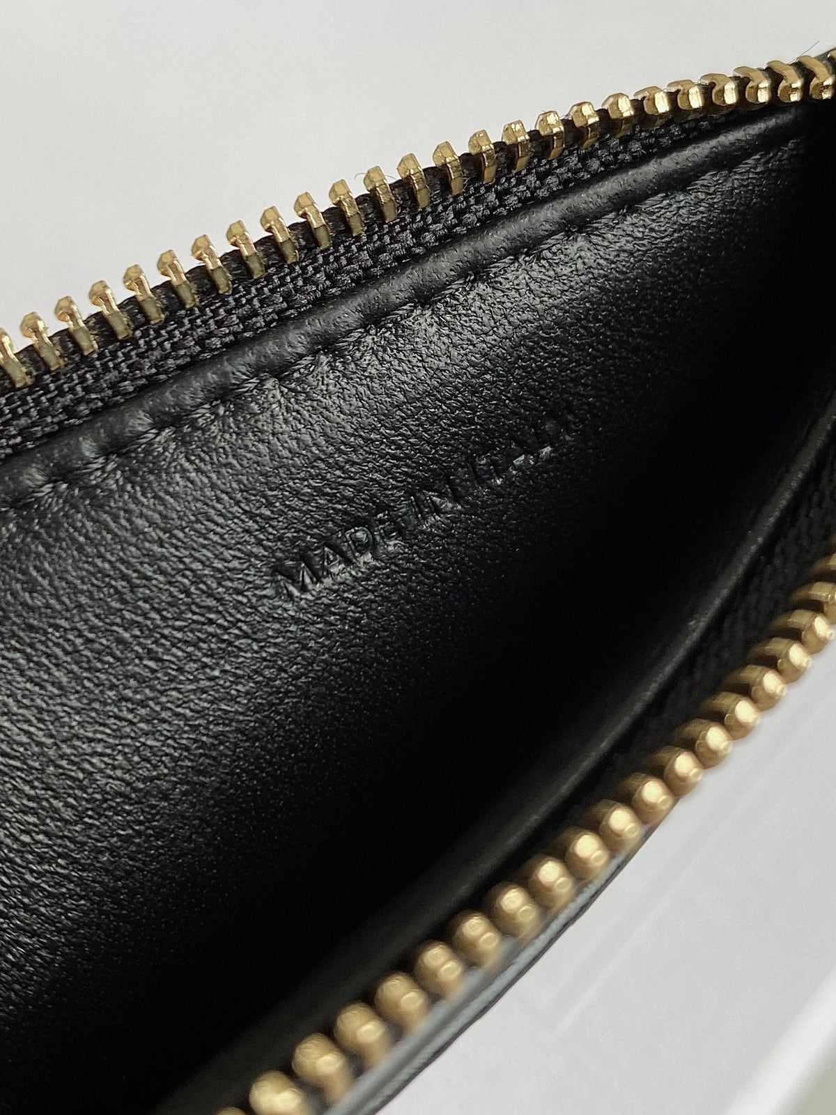 CELINE TRIOMPHE 9 WALLET TWO-IN-ONE BLACK CALFSKIN