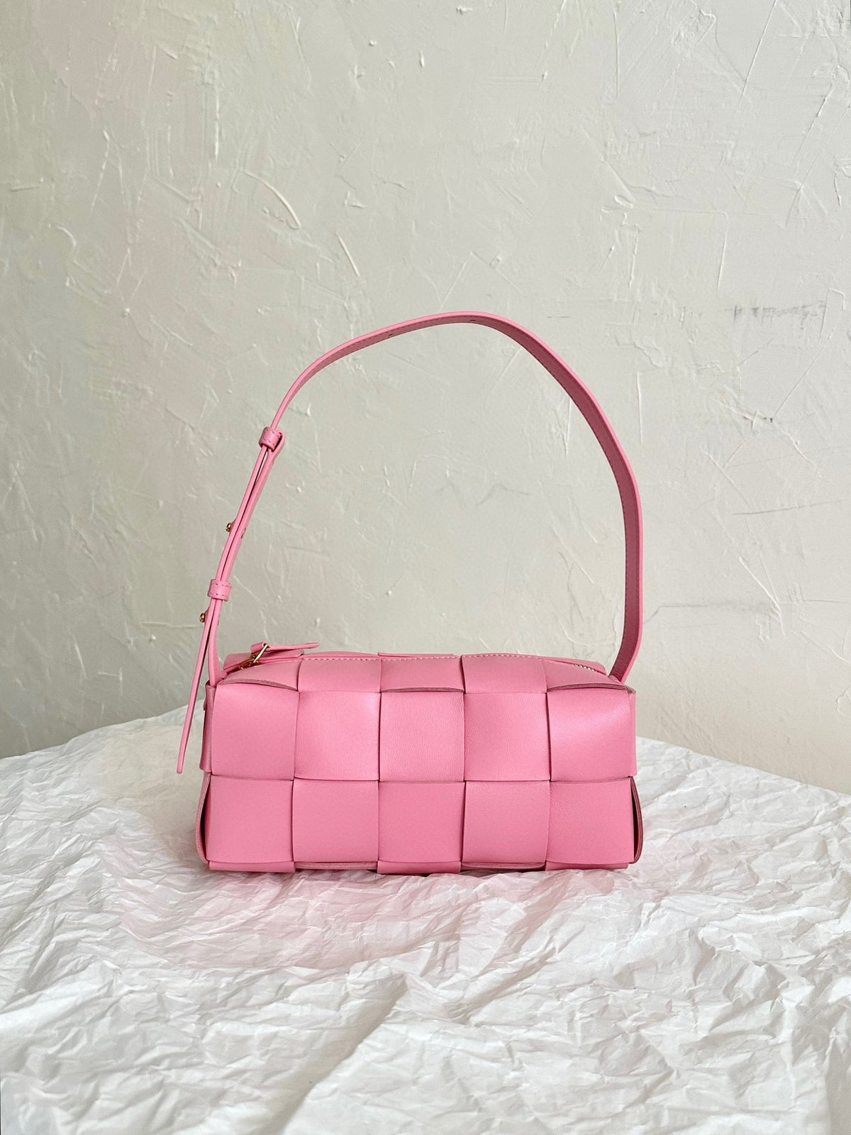 BOTTEGA VENETA CASSETTE 23 IN LIGHT PINK LAMBSKIN