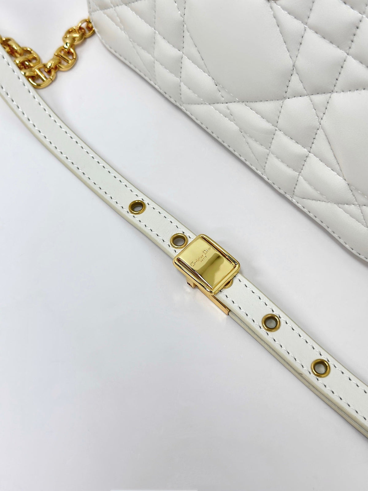 DIOR CARO BOX 19 IN WHITE CALFSKIN