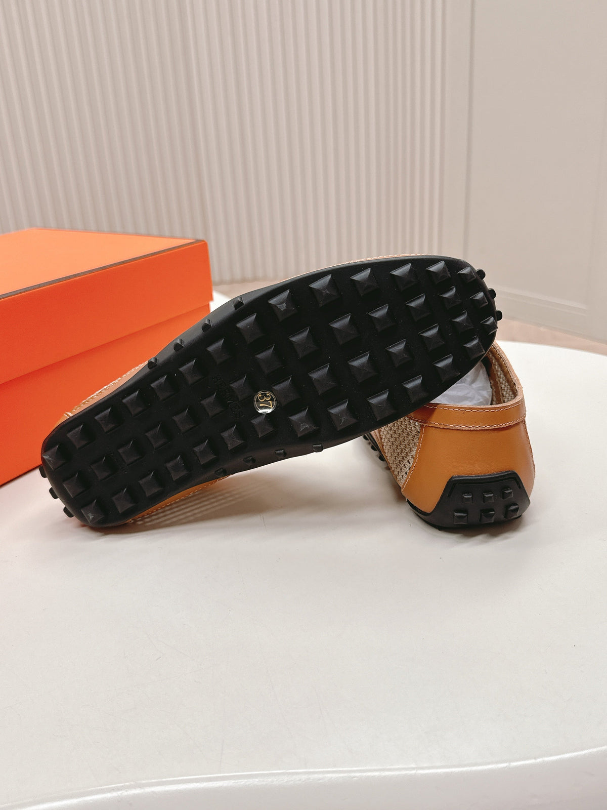 HERMES KIGA SNEAKER IN WHITE CROCHET KNIT AND BRONZE BROWN CALFSKIN