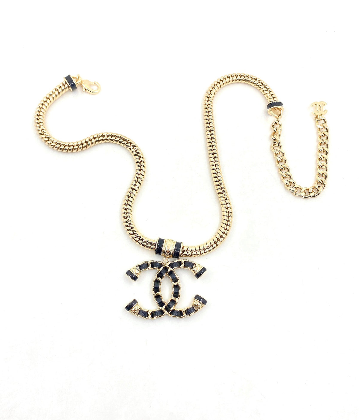 18K  Chanel Leather Chain Necklace