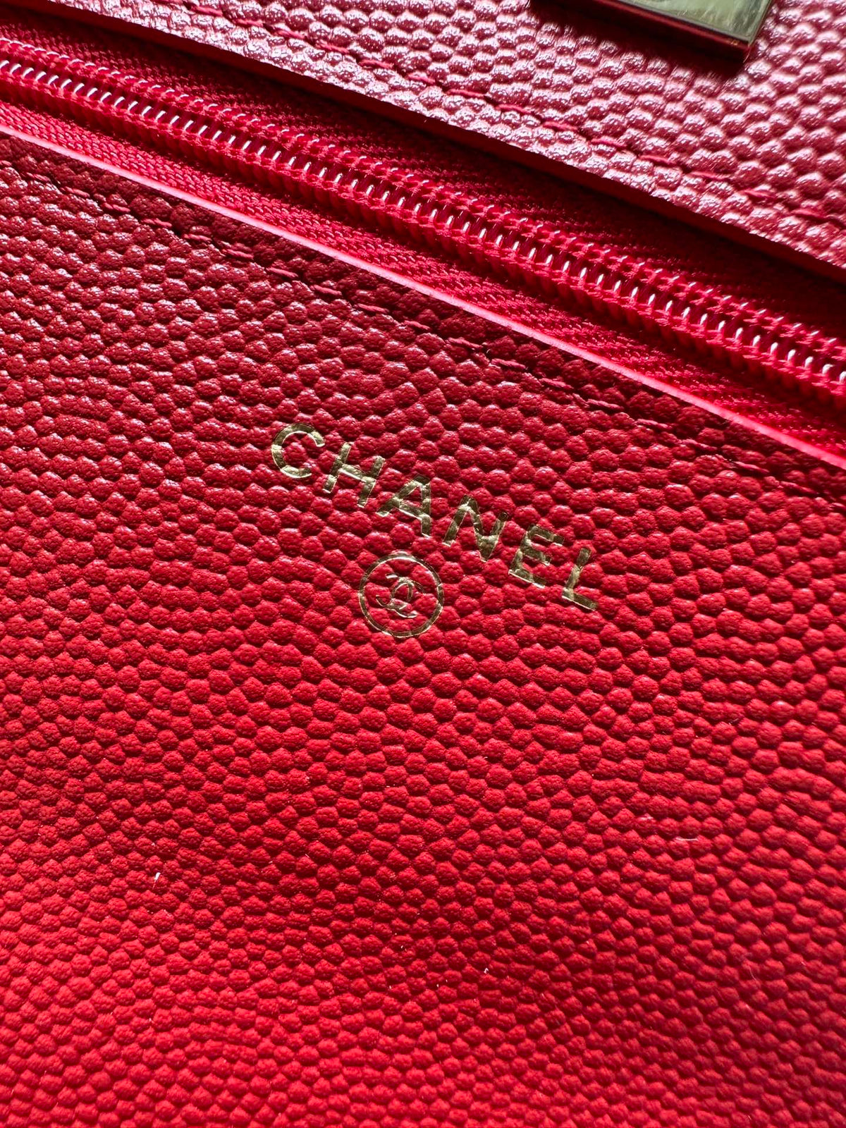CHANEL 25S MINI FLAP BAG 19 IN RED CAVIAR LEATHER