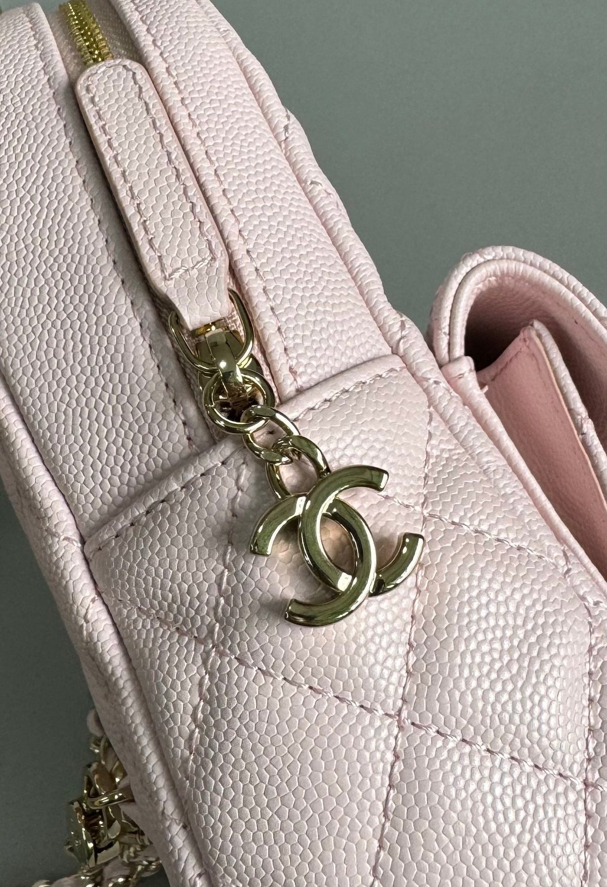 CHANEL MINI 18 BACKPACK PINK CAVIAR LIGHT GOLD HARDWARE