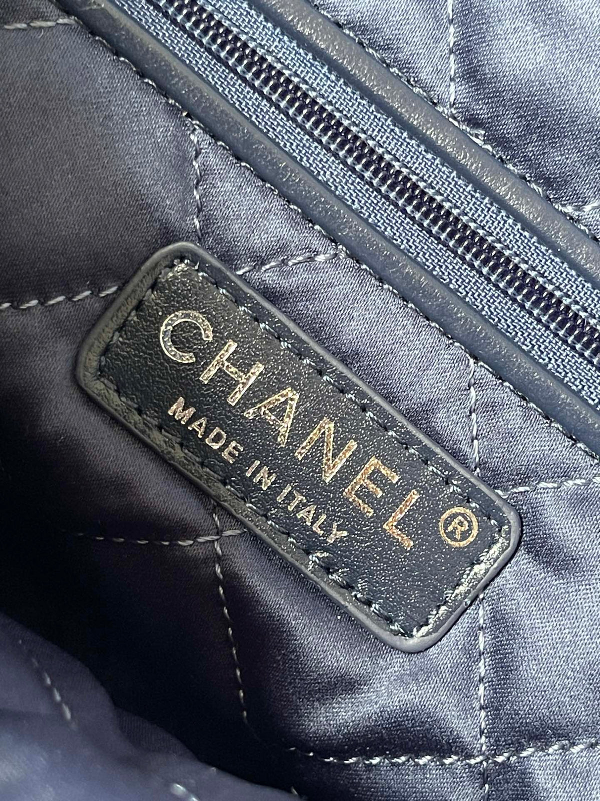 CHANEL MEDIUM 37 CROSSBODY BAG IN BLUE DENIM WITH CHAIN