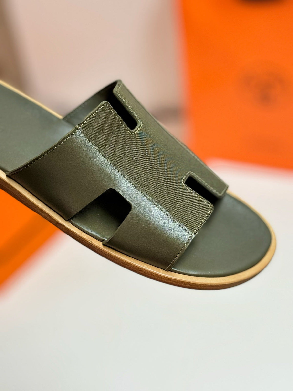 HERMES IZMIR SANDAL MOSS LAMBSKIN