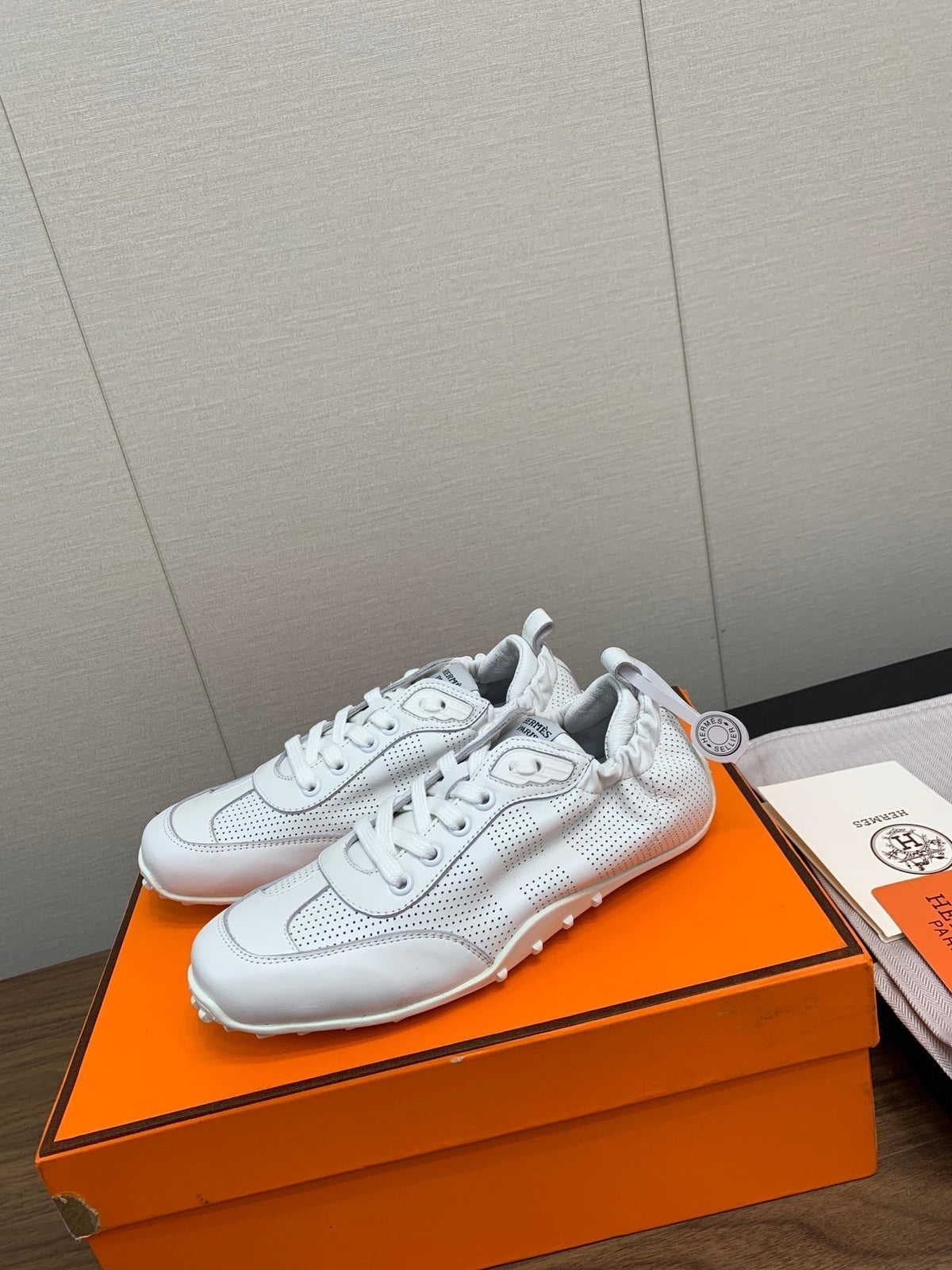 HERMES SKATEBOARD SHOES LIGHT GRAY CALFSKIN