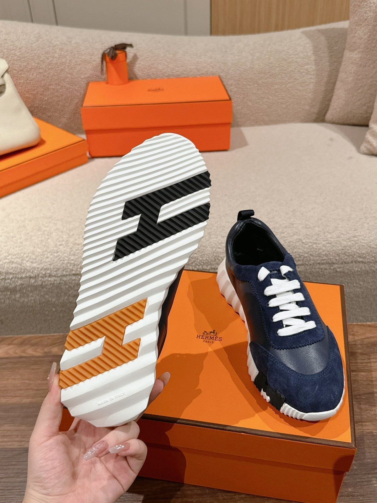 HERMES MAINLAND SNEAKER IN NAVY BLUE SUEDE AND CALFSKIN 959296