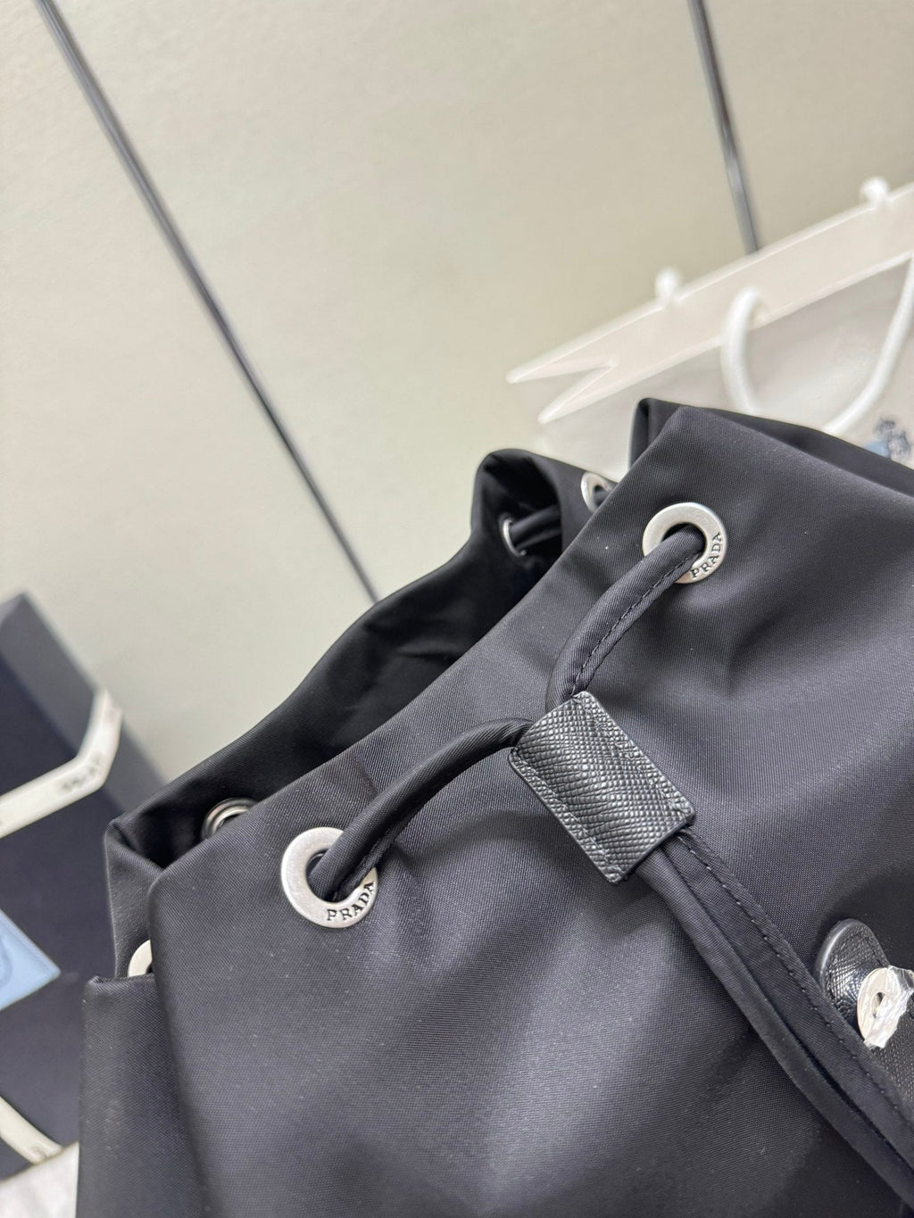 PRADA 25S MEDIUM RE-NYLON BACKPACK 39 IN BLACK WITH POUCH