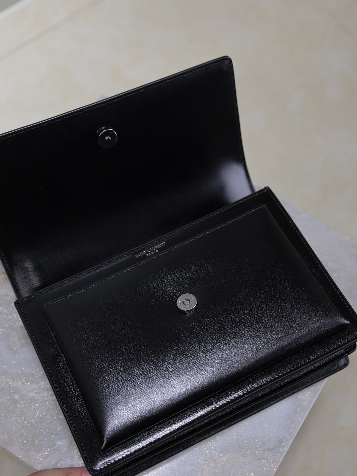 YSL 25S SUNSET BAG 22 IN BLACK CALFSKIN BLACK HARDWARE