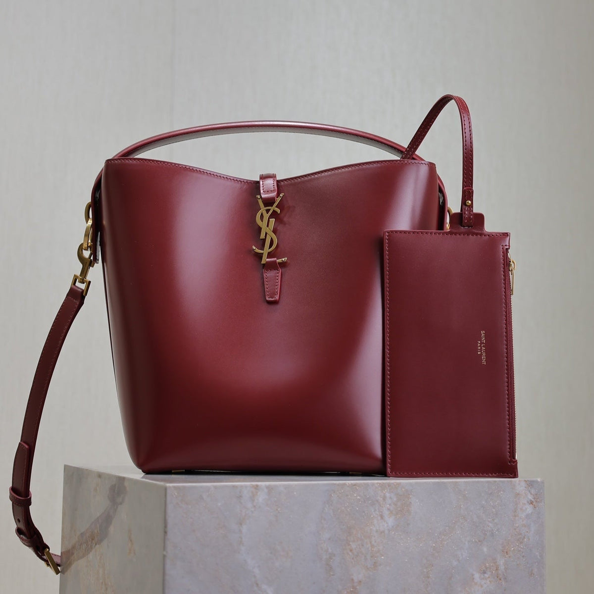 YSL 25S LE 5 À 7 BUCKET 26 IN DARK BURGUNDY CALFSKIN GOLD HARDWARE
